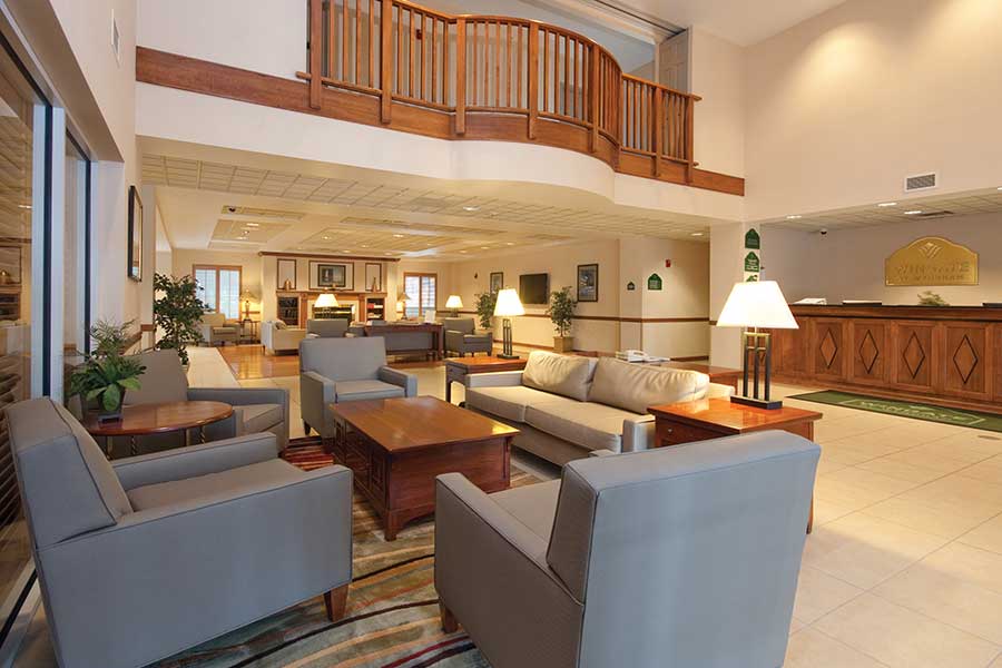 Wingate Ellicottvile Lobby