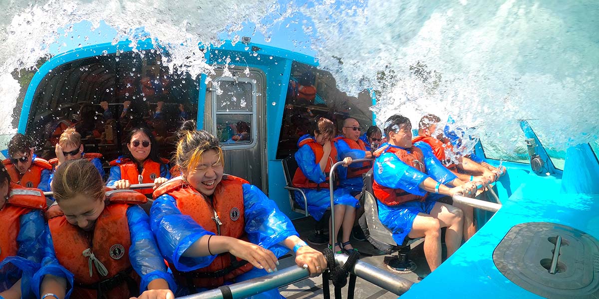 Whirpool Jet Boat Tour Whirpool Jet Boat Tour